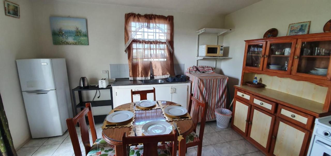 Malfranza Apartments Bridgetown Extérieur photo